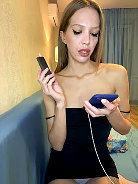 Snapshot of KateMariett chatting on 11, 9, 2025 KateMariett online show from 11, 9, 2025