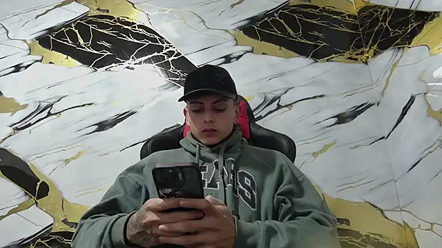 Kevin22 222 online show from 9, 1, 2025