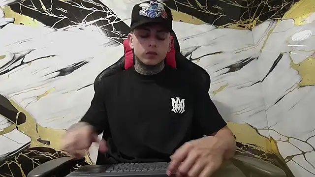 Kevin22 222 online show from 13, 1, 2025