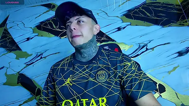 Kevin22 222 online show from 15, 3, 2025