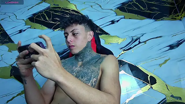 Kevin22 222 online show from 23, 3, 2025