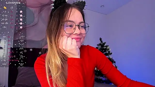 Kelly Cuutie online show from 28, 12, 2024