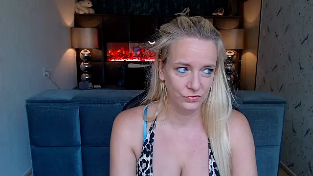 Wendysexyx online show from 10, 9, 2025