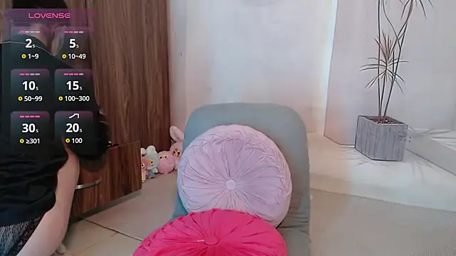 Baby Claraa online show from 24, 11, 2025