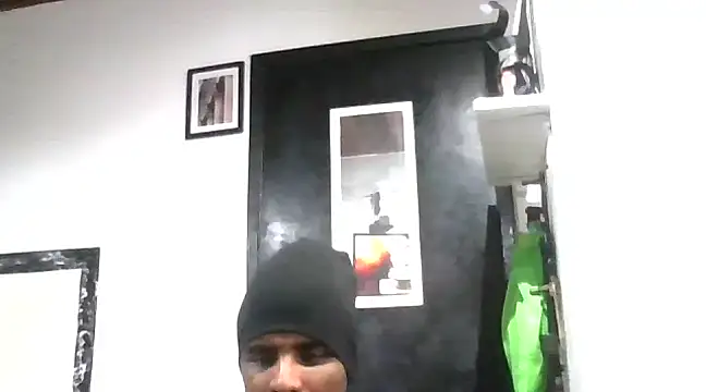 Snapshot of WellingtonPiettroRio chatting on 3, 12, 2024 WellingtonPiettroRio online show from 3, 12, 2024