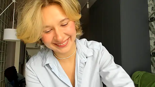 Snapshot of Lilith_lutherlow chatting on 21, 12, 2025 Lilith lutherlow online show from 21, 12, 2025