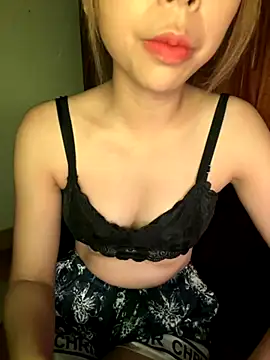 Snapshot of Samsam_567 chatting on 13, 9, 2025 Samsam 567 online show from 13, 9, 2025