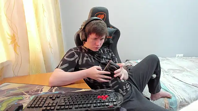 iliaskrislove online show from 31, 3, 2026