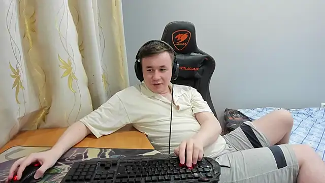 Snapshot of iliaskrislove chatting on 7, 5, 2026 iliaskrislove online show from 7, 5, 2026