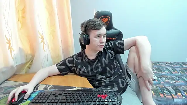 Snapshot of iliaskrislove chatting on 18, 5, 2026 iliaskrislove online show from 18, 5, 2026