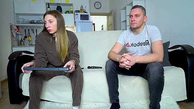 littlesweettifany online show from 18, 11, 2025