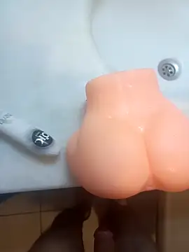 Snapshot of Fuckbyboy chatting on 1, 1, 2025 Fuckbyboy online show from 1, 1, 2025