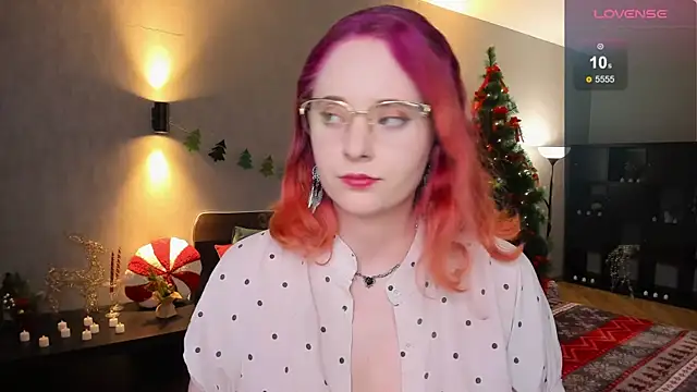 Aemilia  online show from 23, 12, 2024