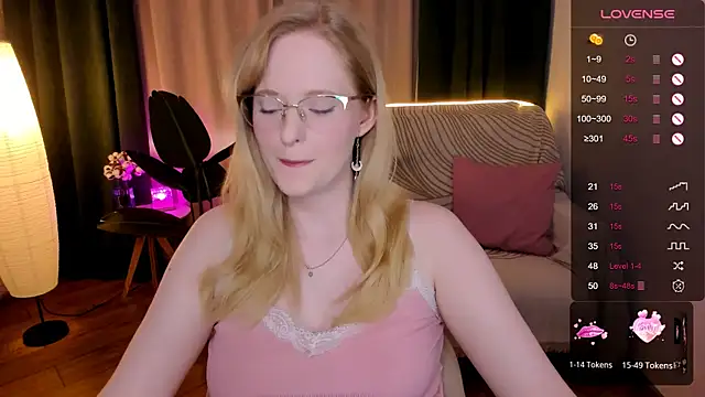 Aemilia  online show from 23, 9, 2025