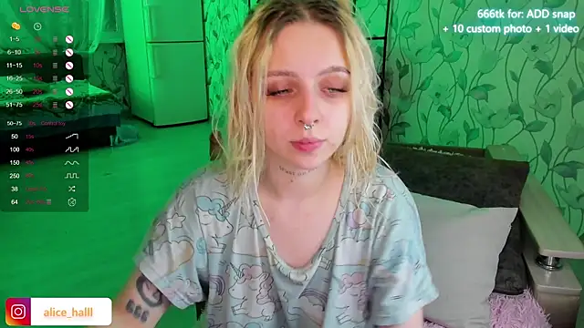 Alice Halle online show from 2, 1, 2025