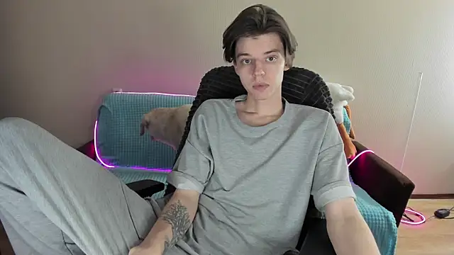 Liam sexy1 online show from 3, 2, 2025