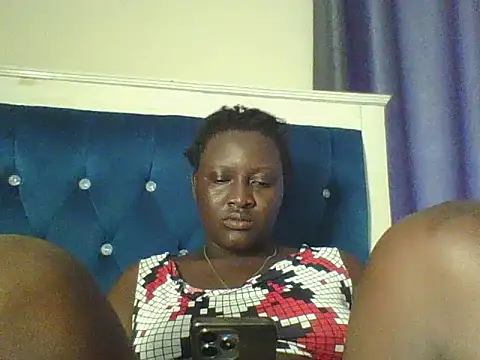 Snapshot of Heavy_ass chatting on 2, 5, 2026 Heavy ass online show from 2, 5, 2026