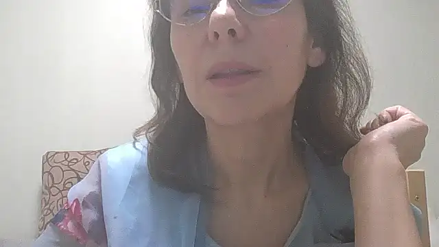 HollyJewel online show from 20, 2, 2025