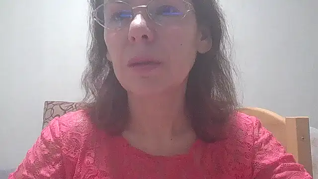 HollyJewel online show from 21, 2, 2025