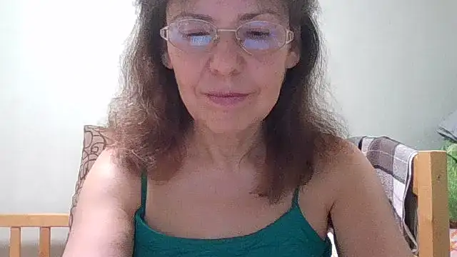 Snapshot of HollyJewel chatting on 17, 7, 2026 HollyJewel online show from 17, 7, 2026