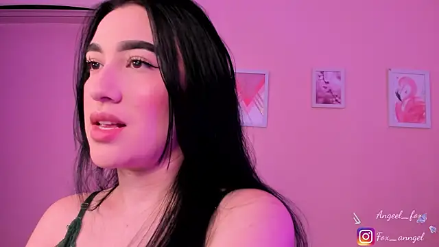 angeel fox online show from 12, 4, 2026