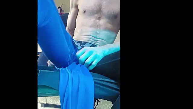 Snapshot of slendt94 chatting on 6, 3, 2025 slendt94 online show from 6, 3, 2025