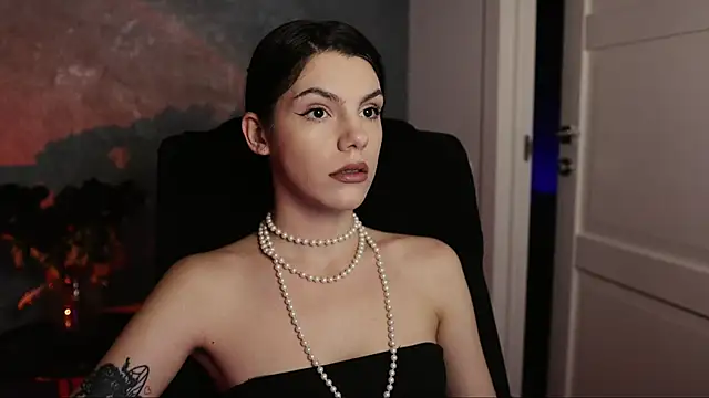 Snapshot of mistress__rochelle chatting on 4, 3, 2025 mistress  rochelle online show from 4, 3, 2025