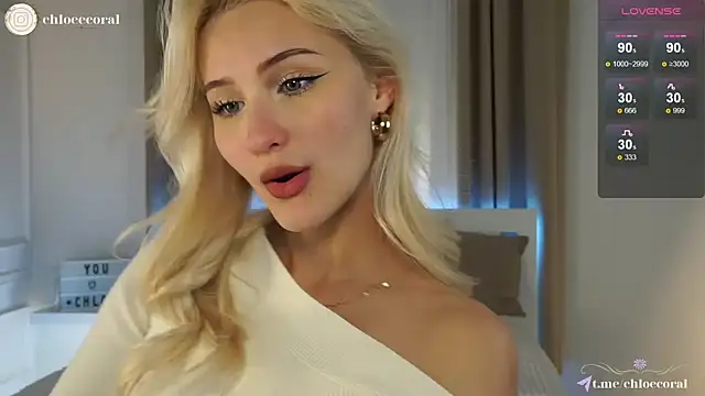 ChloeCoral online show from 5, 1, 2025