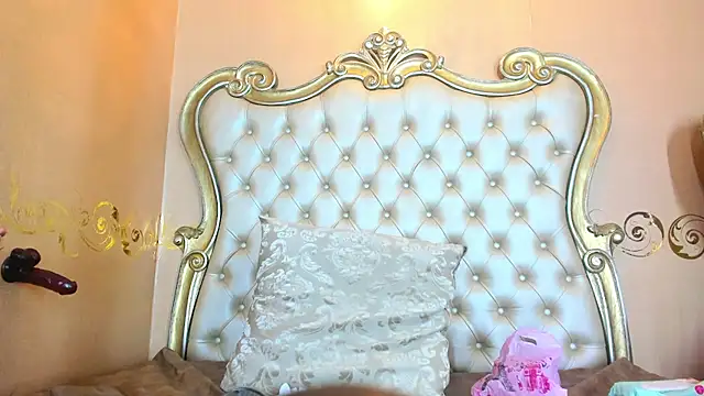 Celeste Baker  online show from 8, 2, 2025