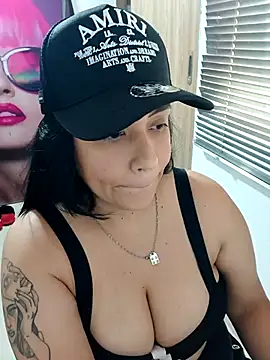 marta201 alfaro online show from 13, 11, 2025