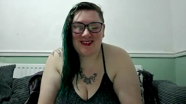 Bustycurves online show from 12, 3, 2025