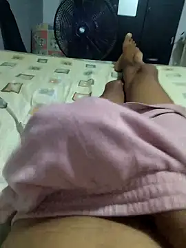 Elii uwu online show from 16, 2, 2025