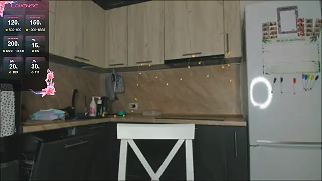 violet blue eyes online show from 28, 12, 2024