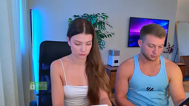 Jony and Jessica online show from 24, 7, 2026