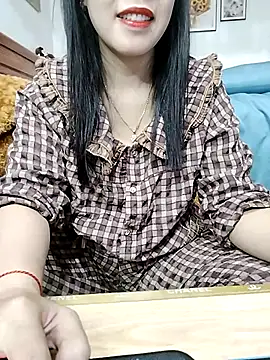 cream1299 online show from 15, 2, 2025