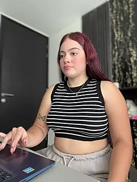 Snapshot of Chloee_Evans1 chatting on 20, 1, 2025 Chloee Evans1 online show from 20, 1, 2025
