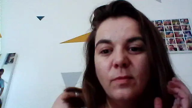 Snapshot of Jouirensembl chatting on 3, 6, 2026 Jouirensembl online show from 3, 6, 2026