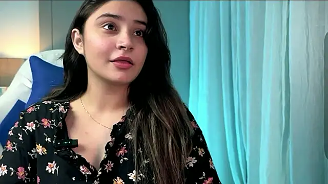 Snapshot of demieliss chatting on 2, 7, 2026 demieliss online show from 2, 7, 2026