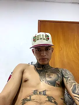 Snapshot of Herem369 chatting on 19, 12, 2025 Herem369 online show from 19, 12, 2025