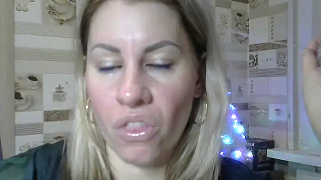 Snapshot of TherestlessKitty chatting on 3, 1, 2025 TherestlessKitty online show from 3, 1, 2025