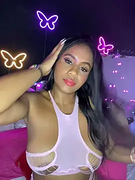 Snapshot of AlisonHoot69 chatting on 31, 1, 2025 AlisonHoot69 online show from 31, 1, 2025