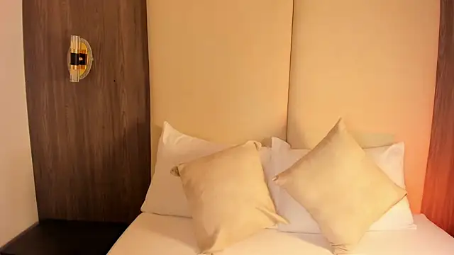 Snapshot of nicky_peyton chatting on 25, 2, 2026 nicky peyton online show from 25, 2, 2026