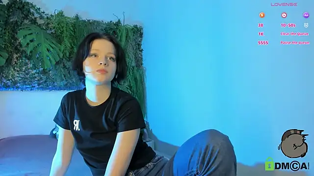 Alina Mills online show from 24, 1, 2025