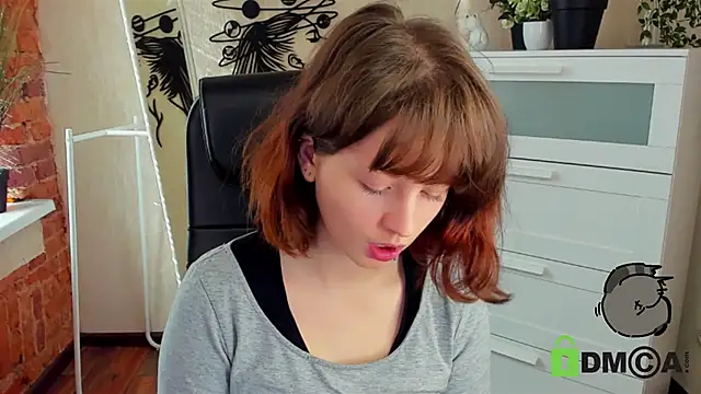 Alina Mills online show from 7, 10, 2025