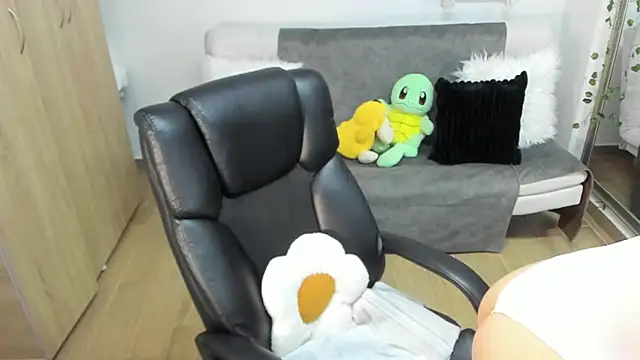 AprilDubois online show from 10, 9, 2025