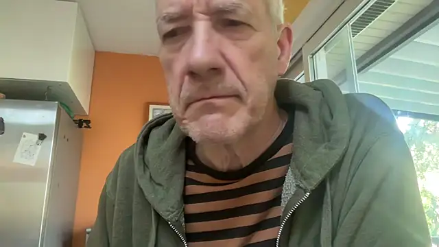 Snapshot of tauromolo chatting on 7, 4, 2026 tauromolo online show from 7, 4, 2026