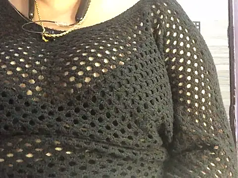 Snapshot of Desi_bhabhiii chatting on 2, 2, 2025 Desi bhabhiii online show from 2, 2, 2025