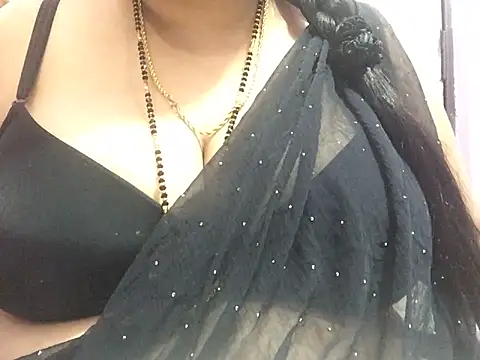 Snapshot of Desi_bhabhiii chatting on 16, 2, 2025 Desi bhabhiii online show from 16, 2, 2025