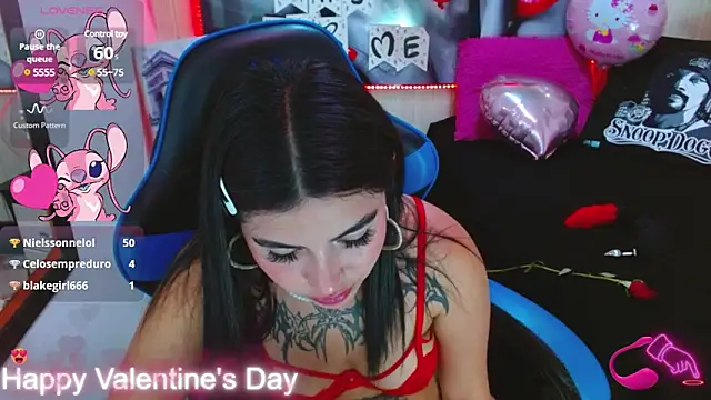 Snapshot of _luna_torres chatting on 14, 2, 2025 luna torres online show from 14, 2, 2025