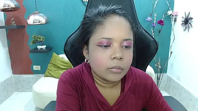 Melikasweetz online show from 2, 3, 2025